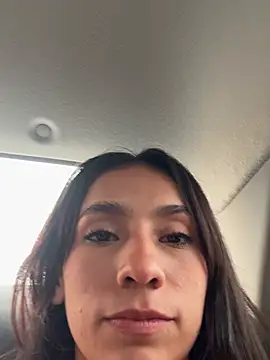 lunaluxury22 online show from 01-11-26, 09:55