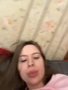 Nicole Loving online show from 01-14-26, 09:57