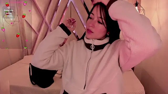 Lovely-martina online show from 02-12-26, 12:27