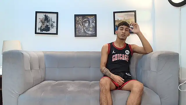 DIAMOND BLACKS online show from 02-21-26, 07:43