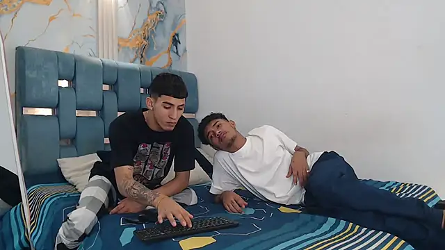 DIAMOND BLACKS online show from 02-19-26, 07:38