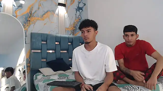 DIAMOND BLACKS online show from 03-17-26, 07:22