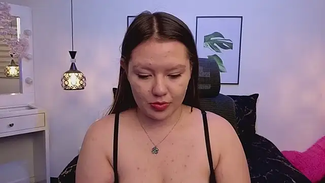 Snapshot of lucyvg chatting on 01-09-26, 03:13 lucyvg online show from 01-09-26, 03:13