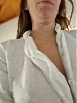 Snapshot of AbidingAuspices chatting on 04-08-26, 03:13 AbidingAuspices online show from 04-08-26, 03:13