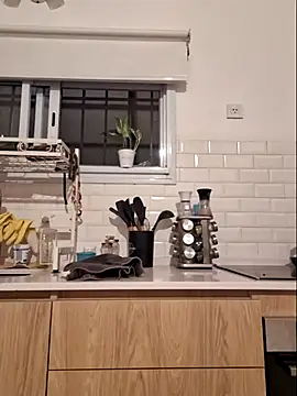 Snapshot of AbidingAuspices chatting on 02-09-26, 04:43 AbidingAuspices online show from 02-09-26, 04:43