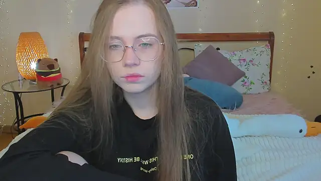 Snapshot of miya_soft chatting on 05-09-26, 01:42 miya soft online show from 05-09-26, 01:42