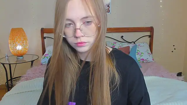 Snapshot of miya_soft chatting on 06-06-26, 01:44 miya soft online show from 06-06-26, 01:44