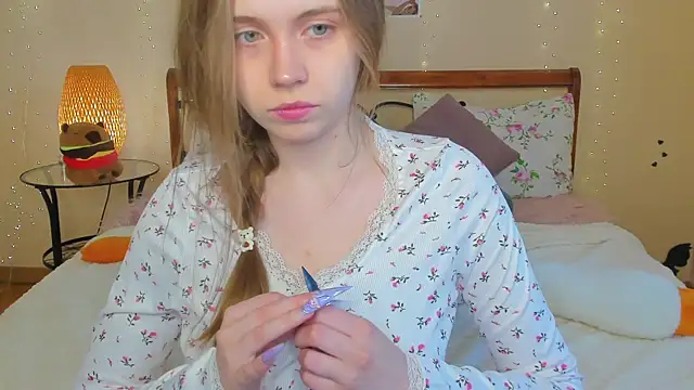 Snapshot of miya_soft chatting on 05-08-26, 01:42 miya soft online show from 05-08-26, 01:42