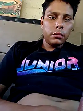 Snapshot of Fredyraudel1205 chatting on 05-20-26, 05:43 Fredyraudel1205 online show from 05-20-26, 05:43