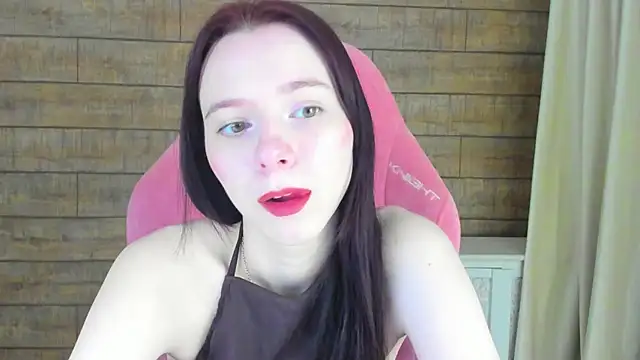 Snapshot of ArinaKubrick chatting on 06-02-26, 04:07 ArinaKubrick online show from 06-02-26, 04:07