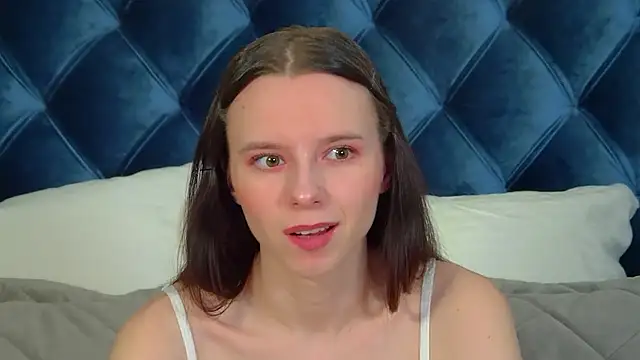 Snapshot of ArinaKubrick chatting on 02-24-26, 04:41 ArinaKubrick online show from 02-24-26, 04:41