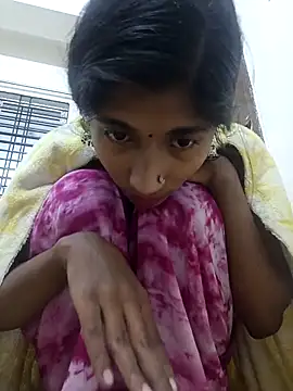 Snapshot of Anal_queen650 chatting on 12-14-25, 04:45 Anal queen650 online show from 12-14-25, 04:45