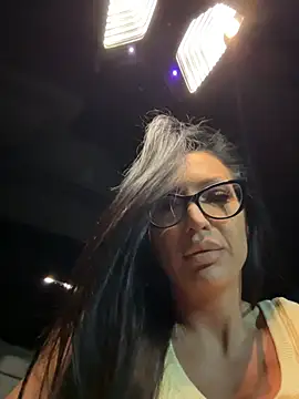 AstridVex online show from 04-01-26, 07:55