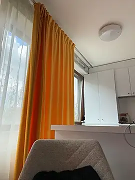 AstridVex online show from 04-10-26, 09:49