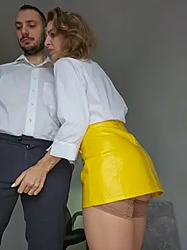 Lovebackground online show from 11-26-25, 08:03