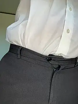 Lovebackground online show from 03-10-26, 09:13