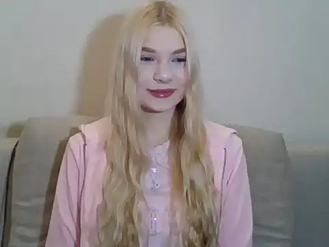 Snapshot of GeorginaLovely chatting on 01-14-26, 03:26 GeorginaLovely online show from 01-14-26, 03:26