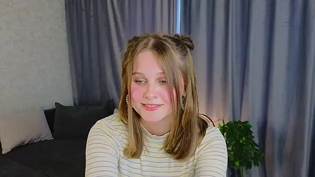 OpalEternis online show from 04-21-26, 12:56