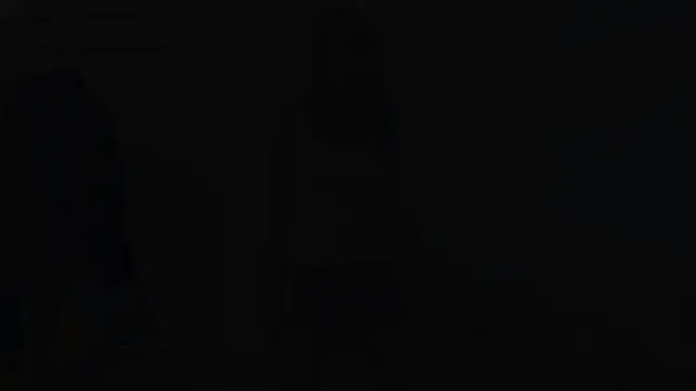 Snapshot of MerIeBremmer chatting on 12-20-25, 05:43 MerIeBremmer online show from 12-20-25, 05:43