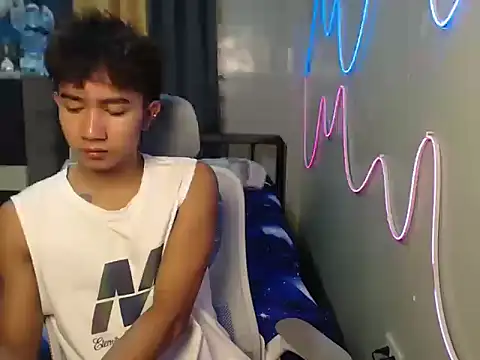 Ur hottestjonny online show from 06-13-26, 10:08