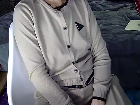 Chichi 86 online show from 02-07-26, 04:37