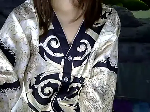 Chichi 86 online show from 02-05-26, 04:03