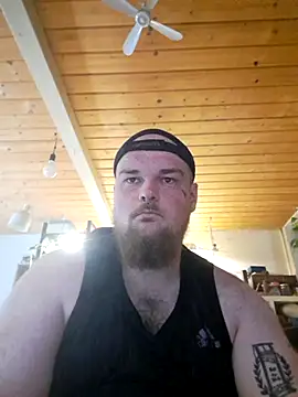 Snapshot of YoursxTruly chatting on 06-24-26, 12:59 YoursxTruly online show from 06-24-26, 12:59