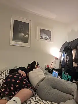 SilkyMira online show from 02-11-26, 04:18