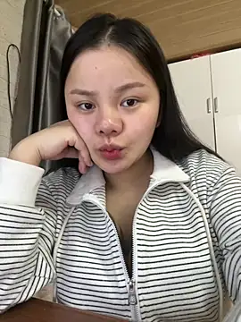 leo-kitty online show from 02-25-26, 08:25