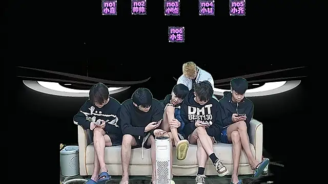 Snapshot of yujiannanpu chatting on 01-06-26, 02:59 yujiannanpu online show from 01-06-26, 02:59