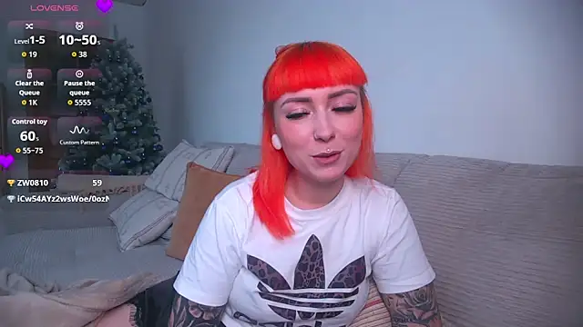 Snapshot of ScarletVixenLive chatting on 01-09-26, 02:13 ScarletVixenLive online show from 01-09-26, 02:13