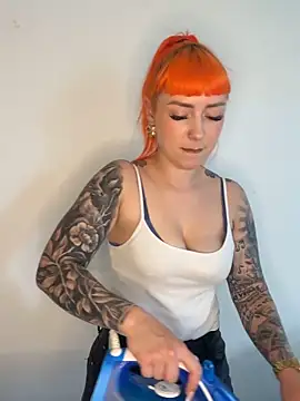 Snapshot of ScarletVixenLive chatting on 06-05-26, 12:55 ScarletVixenLive online show from 06-05-26, 12:55