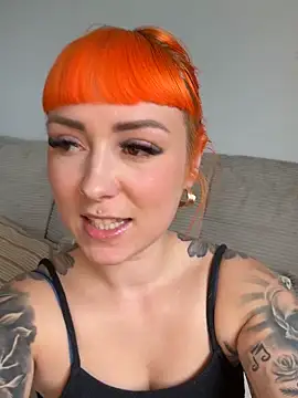 Snapshot of ScarletVixenLive chatting on 06-10-26, 12:28 ScarletVixenLive online show from 06-10-26, 12:28