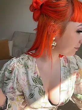 ScarletVixenLive online show from 04-15-26, 12:21