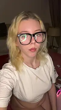 MonaNoire online show from 02-18-26, 09:11