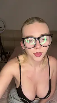 MonaNoire online show from 01-18-26, 12:41