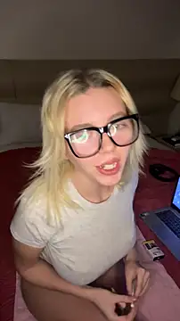 MonaNoire online show from 02-13-26, 07:36