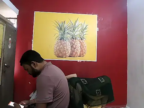 Lovelycouple25 online show from 03-11-26, 06:40