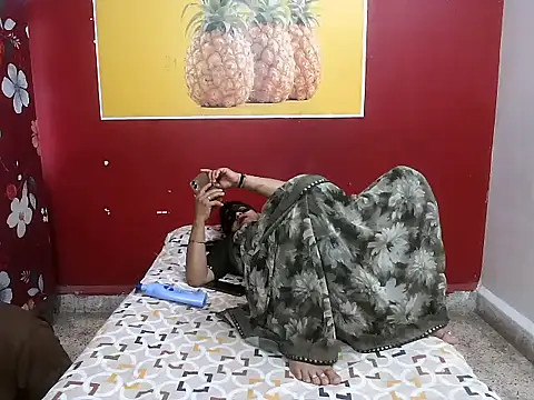 Lovelycouple25 online show from 03-21-26, 06:36