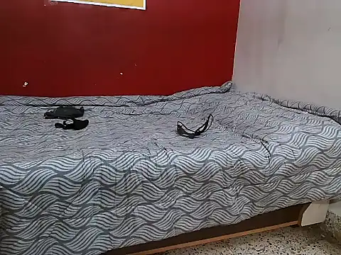 Lovelycouple25 online show from 02-19-26, 06:10