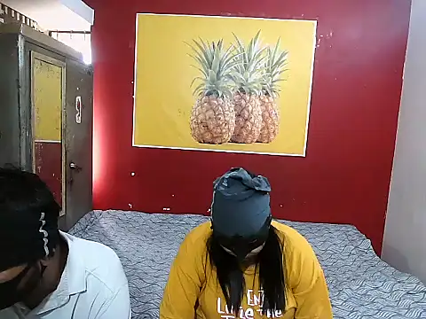 Lovelycouple25 online show from 02-05-26, 06:20