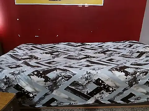 Lovelycouple25 online show from 03-01-26, 06:35