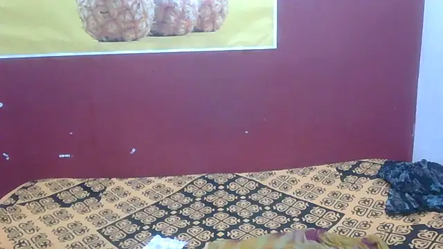 Lovelycouple25 online show from 07-08-26, 05:52