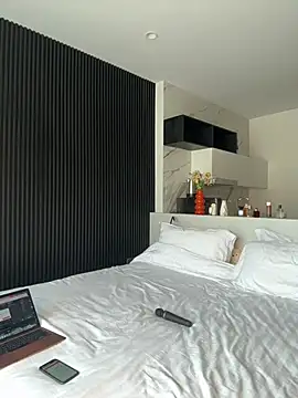 SunnyShiney online show from 02-26-26, 09:09