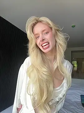 SunnyShiney online show from 02-17-26, 02:53