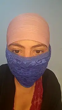 Snapshot of katiyvy chatting on 01-07-26, 03:28 katiyvy online show from 01-07-26, 03:28