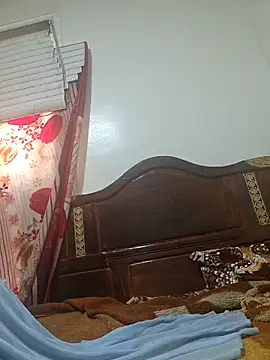 katiyvy online show from 04-04-26, 01:17