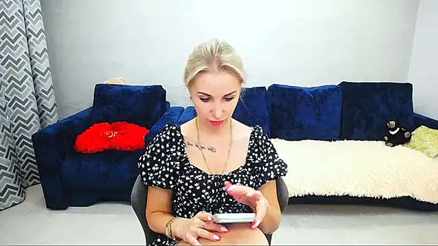 Hanna--Sweet online show from 07-05-26, 04:14
