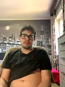 Snapshot of sognatore99 chatting on 12-21-25, 10:39 sognatore99 online show from 12-21-25, 10:39