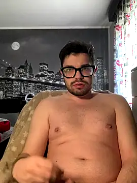 Snapshot of sognatore99 chatting on 12-15-25, 02:12 sognatore99 online show from 12-15-25, 02:12